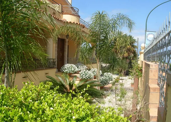 Sole E Luna Capo Vaticano Bed & Breakfast Ricadi