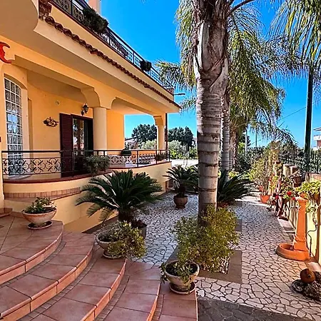 Bed & Breakfast Residenza Sole E Luna Capo Vaticano 3*