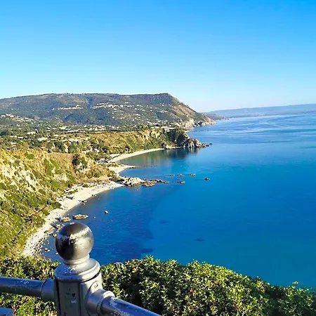 Residenza Sole E Luna Capo Vaticano Bed & Breakfast 3*