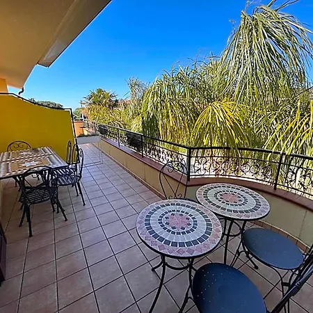 Residenza Sole E Luna Capo Vaticano Bed & Breakfast 3*