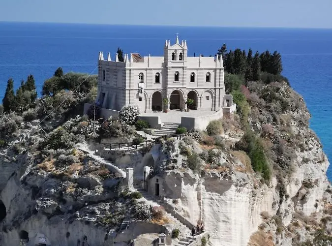 Sole E Luna Capo Vaticano לינה וארוחת בוקר ריקאדי