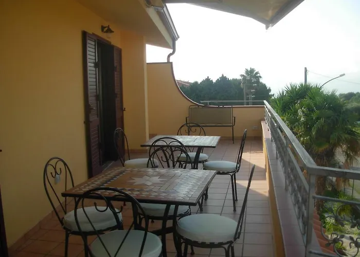 Sole E Luna Capo Vaticano לינה וארוחת בוקר