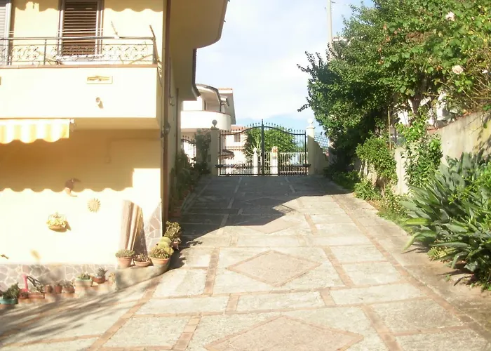 Alojamento de Acomodação e Pequeno-almoço Sole E Luna Capo Vaticano 4*