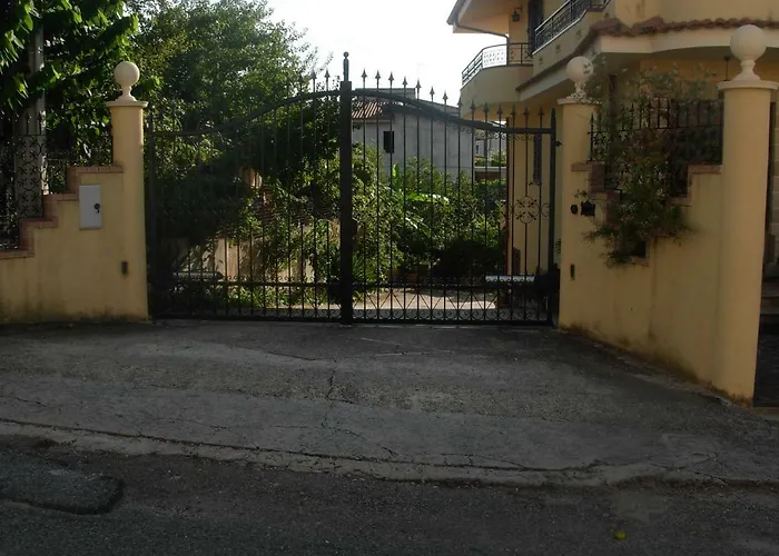 Sole E Luna Capo Vaticano Alojamento de Acomodação e Pequeno-almoço