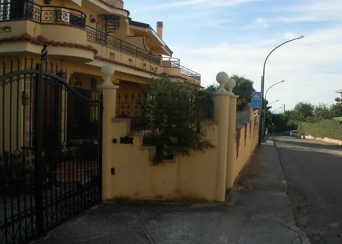 B&B Sole E Luna Capo Vaticano 리카디